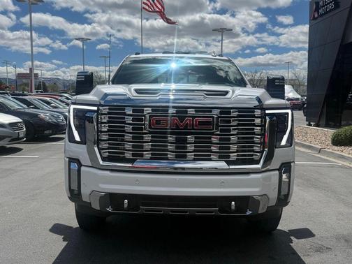 White Frost Tri-Coat 2024 GMC Sierra 3500 Denali