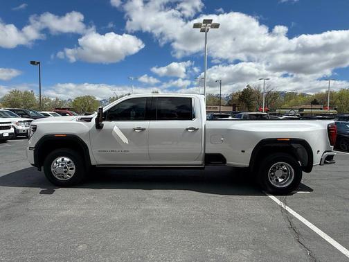 White Frost Tri-Coat 2024 GMC Sierra 3500 Denali