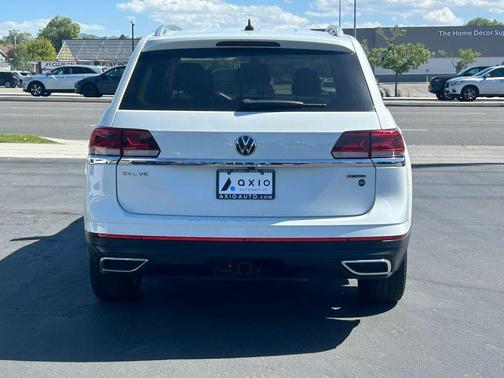 Pure White 2021 Volkswagen Atlas 3.6 V6 SEL