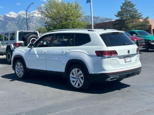 Pure White 2021 Volkswagen Atlas 3.6 V6 SEL
