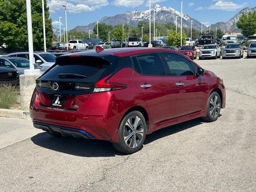 2022 Nissan Leaf SL PLUS