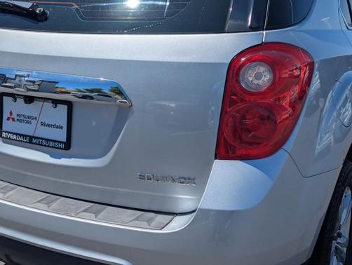 Silver Ice Metallic 2015 Chevrolet Equinox LS
