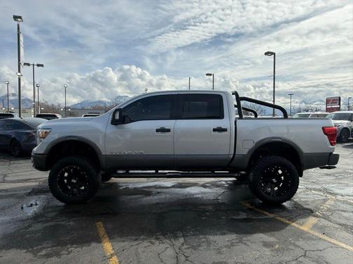 2018 Nissan Titan PRO-4X