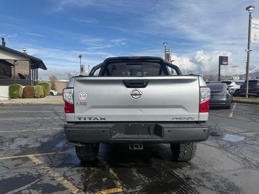 2018 Nissan Titan PRO-4X