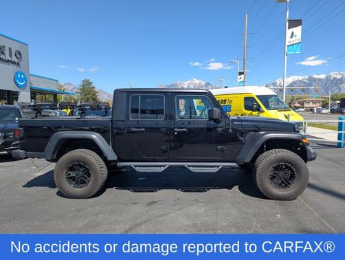 Black Clearcoat 2020 Jeep Gladiator Sport