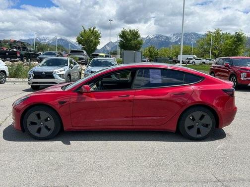 2022 Tesla Model 3 Base