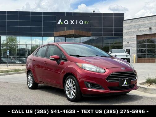 Ruby Red Metallic 2014 Ford Fiesta SE