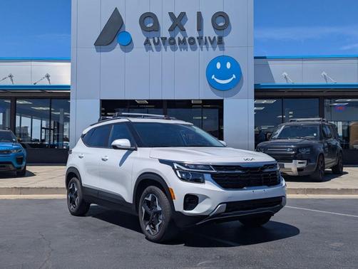 Snow White Pearl 2026 Kia Seltos S