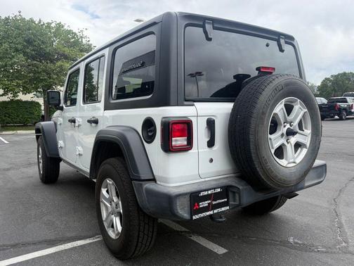 Bright White Clearcoat 2019 Jeep Wrangler Unlimited Sport