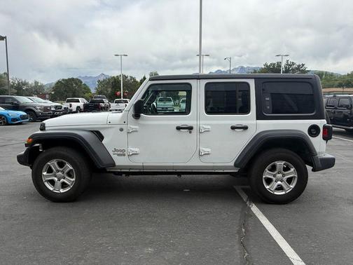 Bright White Clearcoat 2019 Jeep Wrangler Unlimited Sport