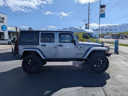 Billet Silver Metallic Clearcoat 2016 Jeep Wrangler Unlimited Sahara