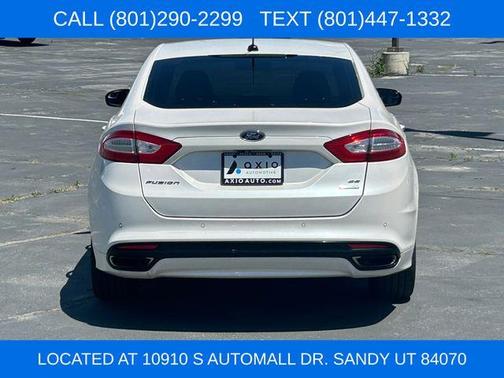 White Platinum Clearcoat Metallic 2015 Ford Fusion SE