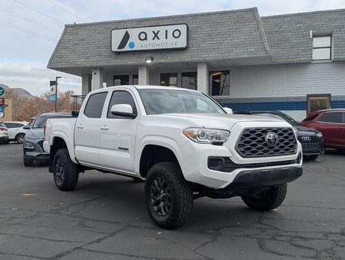 2020 Toyota Tacoma 