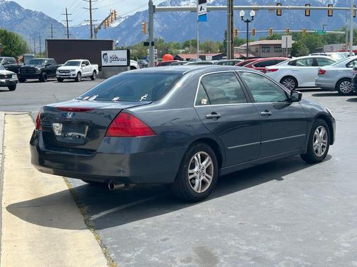 Gray 2006 Honda Accord SE