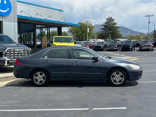 Gray 2006 Honda Accord SE
