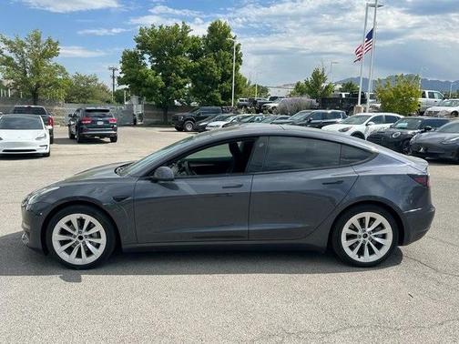 2022 Tesla Model 3 Base