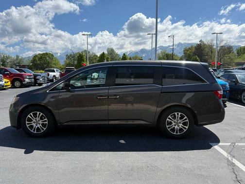 Gray 2012 Honda Odyssey EX-L