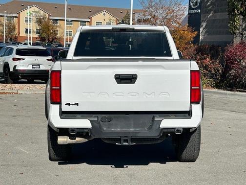 2024 Toyota Tacoma 