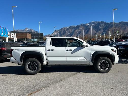 2024 Toyota Tacoma 