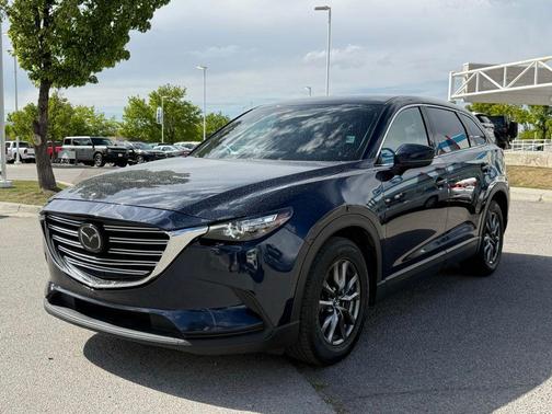 Deep Crystal Blue Mica 2022 Mazda CX-9 Touring