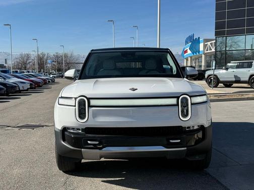 2023 Rivian R1S Adventure Quad Motor Large Pack