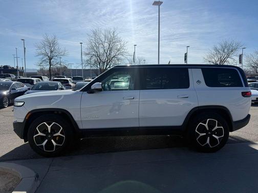 2023 Rivian R1S Adventure Quad Motor Large Pack