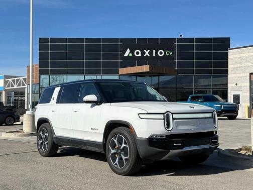 2023 Rivian R1S Adventure Quad Motor Large Pack