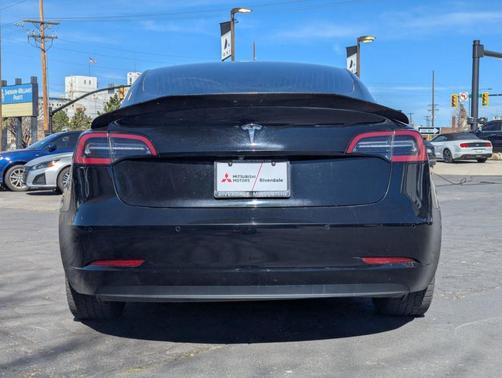 Black 2019 Tesla Model 3