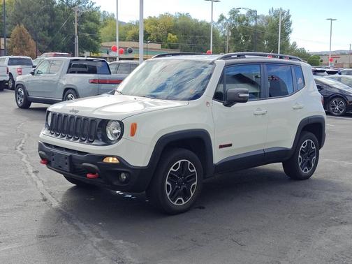 2016 Jeep Renegade Trailhawk