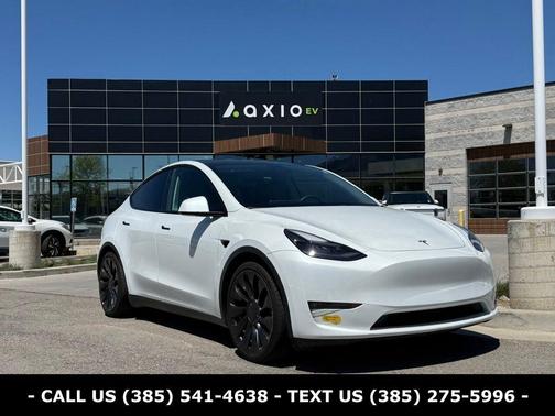 Pearl White Multi 2022 Tesla Model Y Performance
