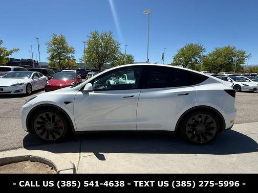 Pearl White Multi 2022 Tesla Model Y Performance