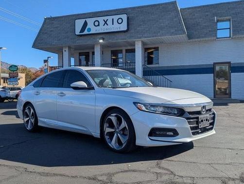 2019 Honda Accord Touring 2.0T
