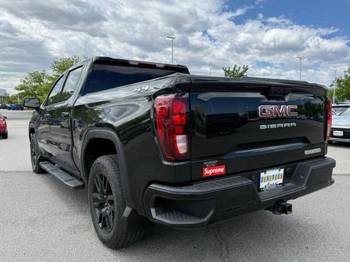Onyx Black 2024 GMC Sierra 1500 Elevation