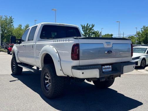 White Platinum Clearcoat Metallic 2015 Ford F-250 Platinum
