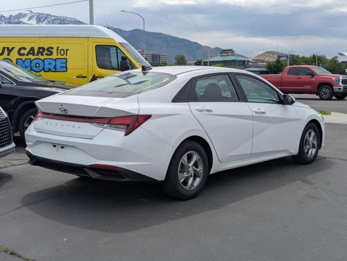 Serenity White Pearl 2023 Hyundai ELANTRA SE