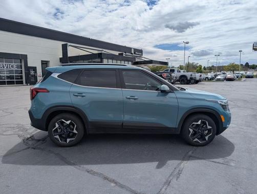 2024 Kia Seltos EX