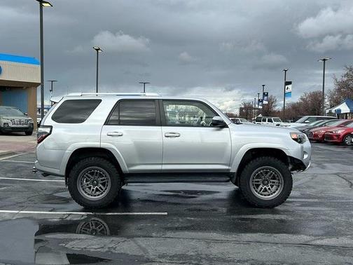 2017 Toyota 4Runner SR5
