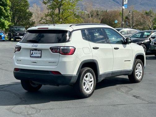 White Clearcoat 2018 Jeep Compass Sport