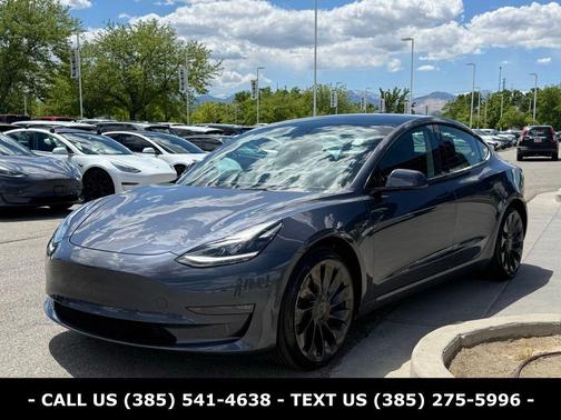 Midnight Silver Metallic 2022 Tesla Model 3 Performance
