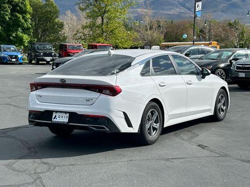 Glacial White Pearl 2021 Kia K5 LXS