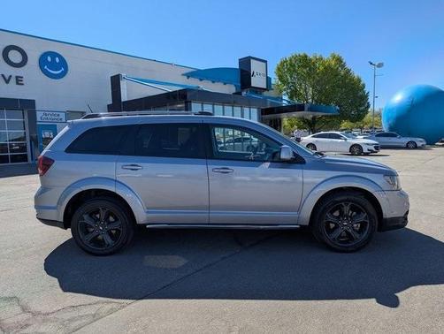 2018 Dodge Journey Crossroad