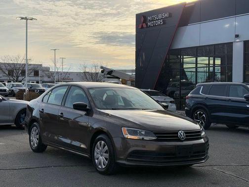 2015 Volkswagen Jetta 2.0L S