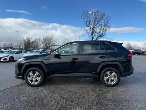 2024 Toyota RAV4 Hybrid LE