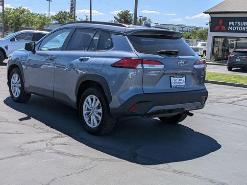 2022 Toyota Corolla Cross LE