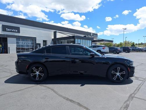 Pitch Black Clearcoat 2019 Dodge Charger SXT