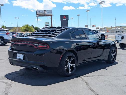 Pitch Black Clearcoat 2019 Dodge Charger SXT