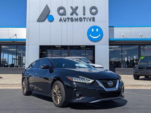 Black 2019 Nissan Maxima 3.5 Platinum
