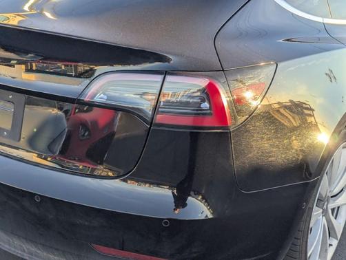 2018 Tesla Model 3 Performance