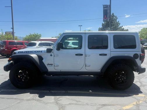 Silver Zynith Clearcoat 2022 Jeep Wrangler Unlimited 4xe Rubicon