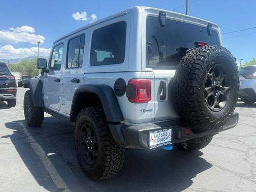 Silver Zynith Clearcoat 2022 Jeep Wrangler Unlimited 4xe Rubicon